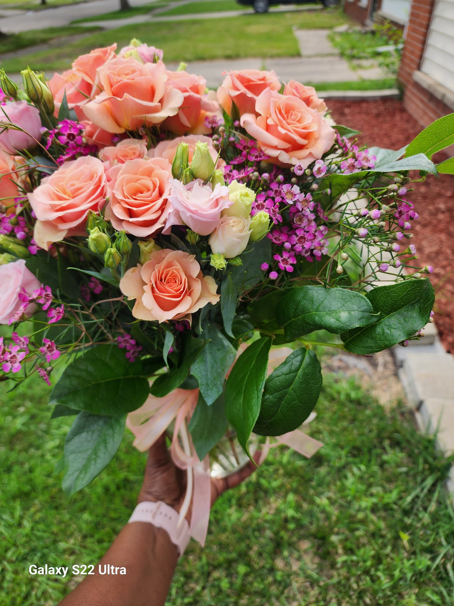 Peachy Elegance Bouquet